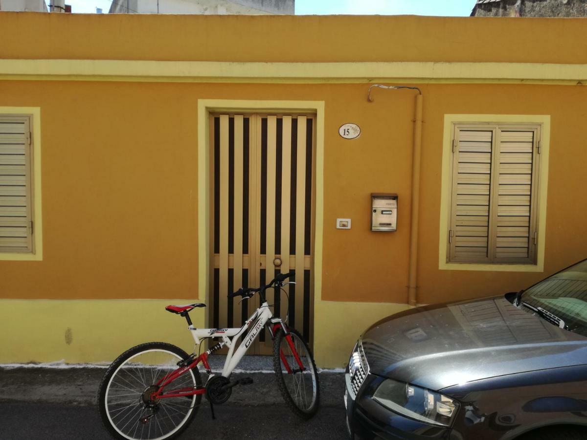 Casa Campidano Hotel Càbras Eksteriør billede